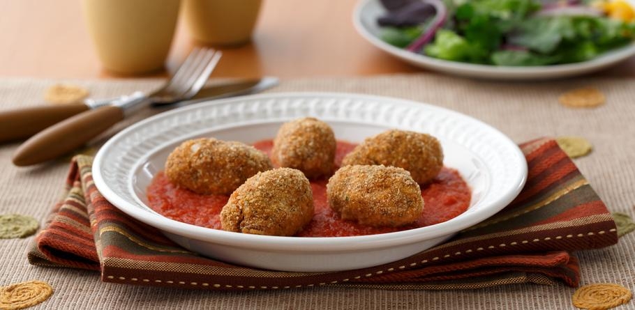 Salmon Croquettes in a Spicy Tomato Sauce | StarKist®